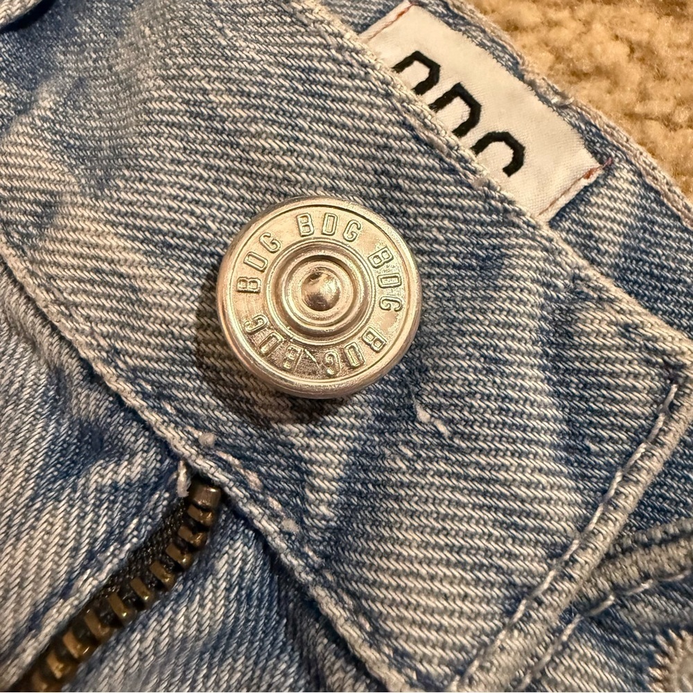 BDG Medium High Waisted Blue Ripped Boyfriend Jeans - Picture 4 of 8
